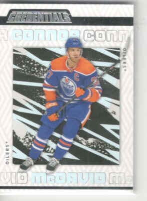 2023-24 UPPER DECK UD CREDENTIALS ICE BLUE # 32 CONNOR MCDAVID EDMONTON OILERS