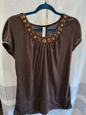Gitano Brown Short sleeve Top beaded around neck Size L