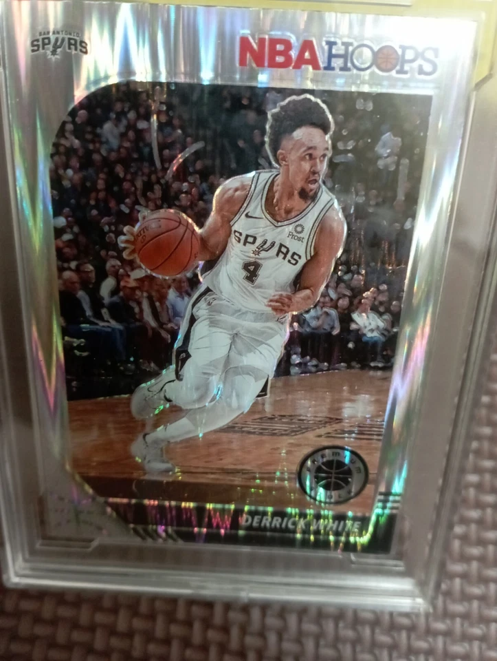 Derrick White 2019 Panini Hoops Premium Stock Base Flash Prizm card (BYCC-10) - Image 2 of 4