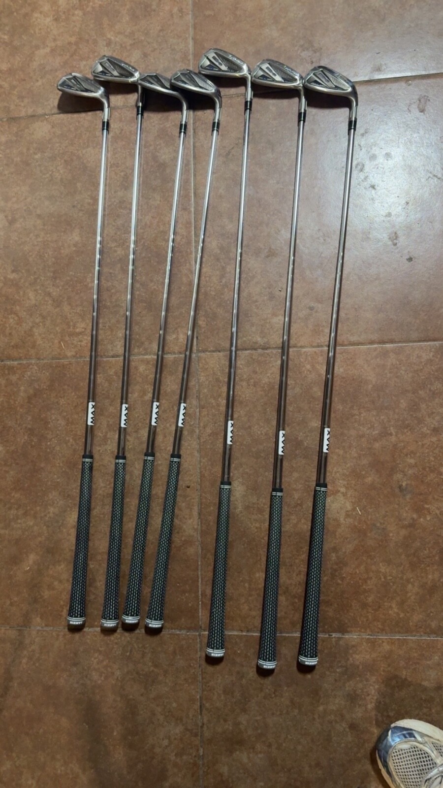 Picture 1 of 5