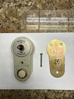 SEEBURG 45rpm JUKEBOX REMOTE VOLUME CONTROL REAL CLEAN COMPLETE REAL NICE