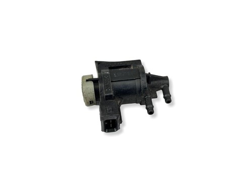 Volkswagen PASSAT B5 1998 kW Turbolader Druckwandler Magnetventil BVV1449