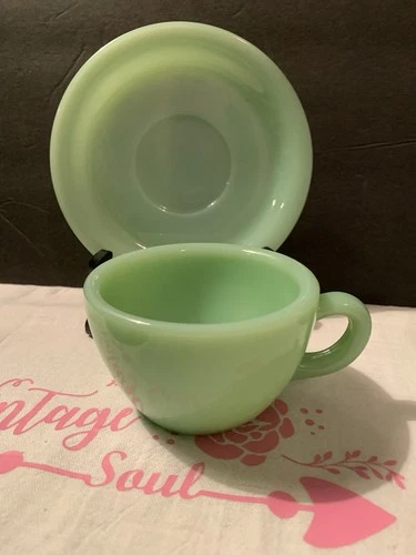 VTG Fire-King 🔥Jadeite Ovenware Restaurant C Handle Cup & Saucer 1948-1950