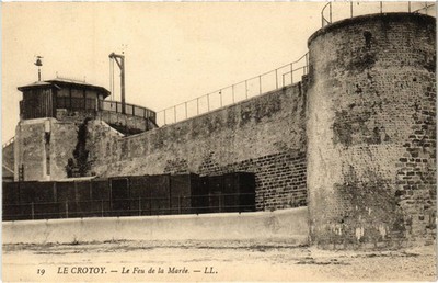 Old postcard Le Crotoy Feu de la Maree (1498972)