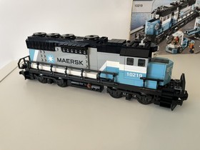 LEGO Creator Expert: Maersk Train (10219)  with manuals 98% Complete
