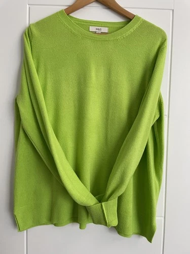 Marks&Spencer Ladies Crew Neck Jumper. Size 18 lime green !