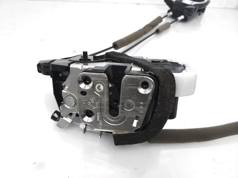 Actuador de cierre de puerta de pasajero trasero Nissan Juke 2011-2014 80670-1Ka0b Foto 4 de 4