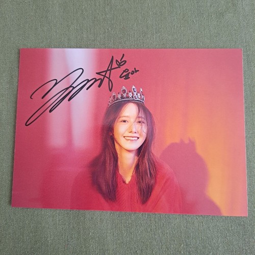 SNSD YOONA Autographed Signed Photo Autographs K-POP 5*7 2022 - Picture 3 of 8