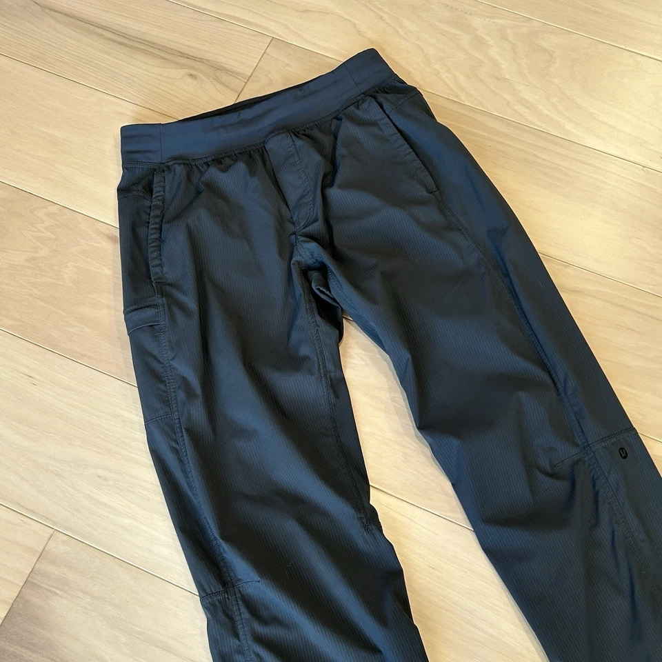 Pantalón deportivo Lululemon Seawall 2.0 mediano para hombre Foto 3 de 4