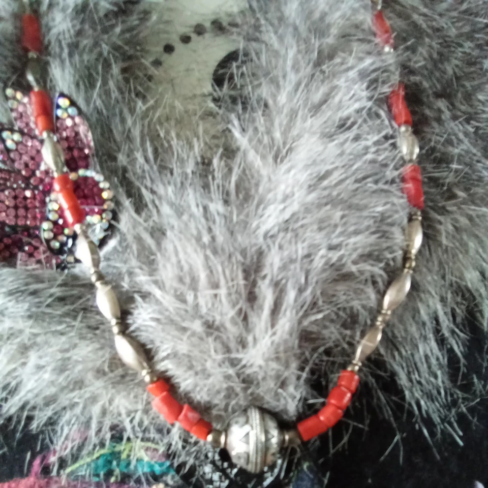 Indian silver and Himalayan coral necklace No34 - Image 2 of 4
