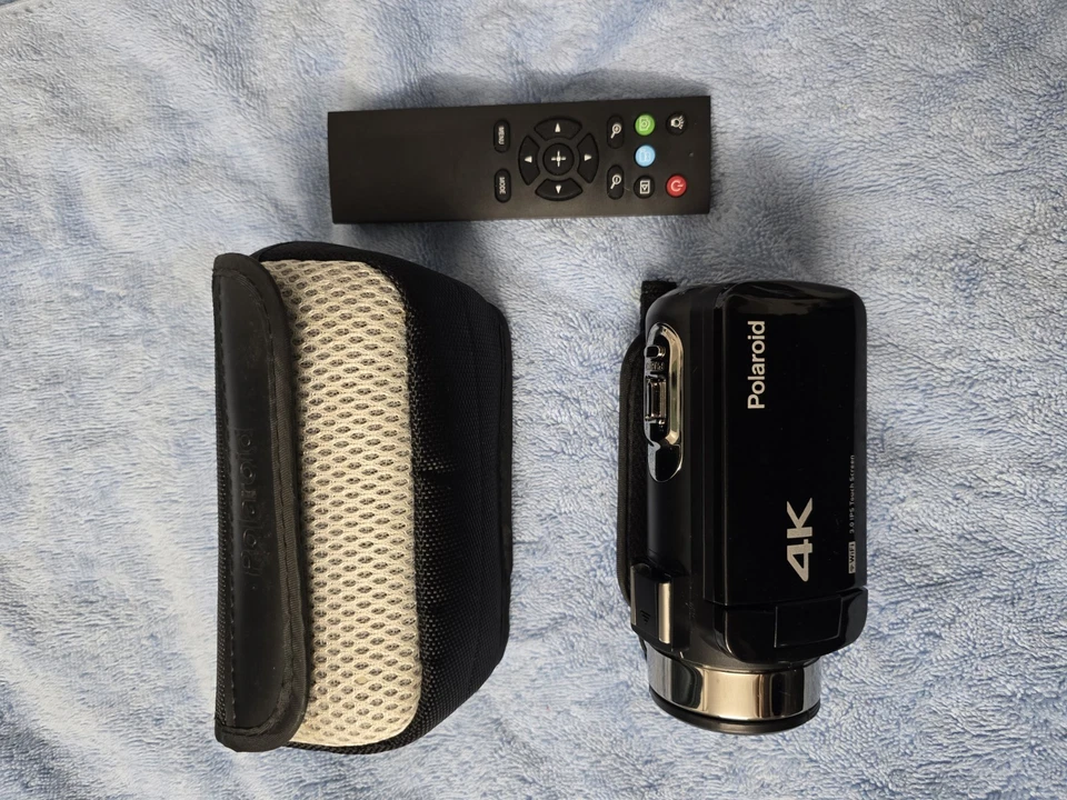 Polaroid 4K 18X Zoom Touch Screen Wi-Fi Camcorder - Black - Image 4 of 4