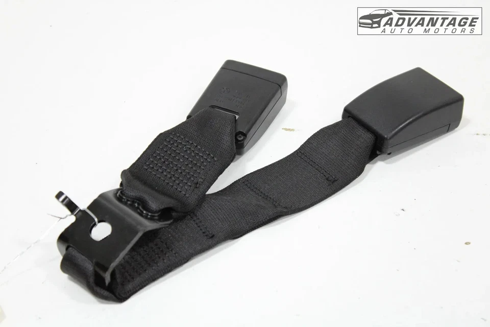 2013-2016 BMW 328I XDRIVE F30 REAR RIGHT 2ND SECOND ROW SEAT BELT BUCKLE OEM - Image 4 of 4