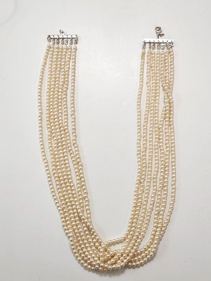 Collar Avon de 7 hilos de perlas de imitación de vidrio crema estilo clásico de moda Foto 2 de 4