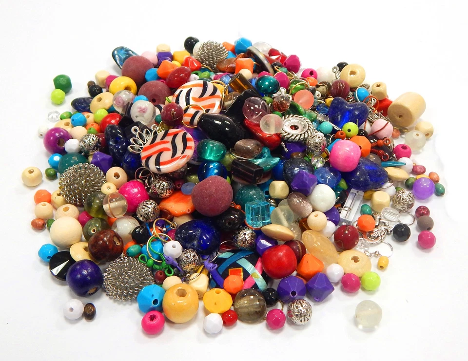 1 Kg Perlen Mix Metall Holz Stein Glas Acryl Bastlerbedarf Schmuckherstellung  - Bild 4 von 4