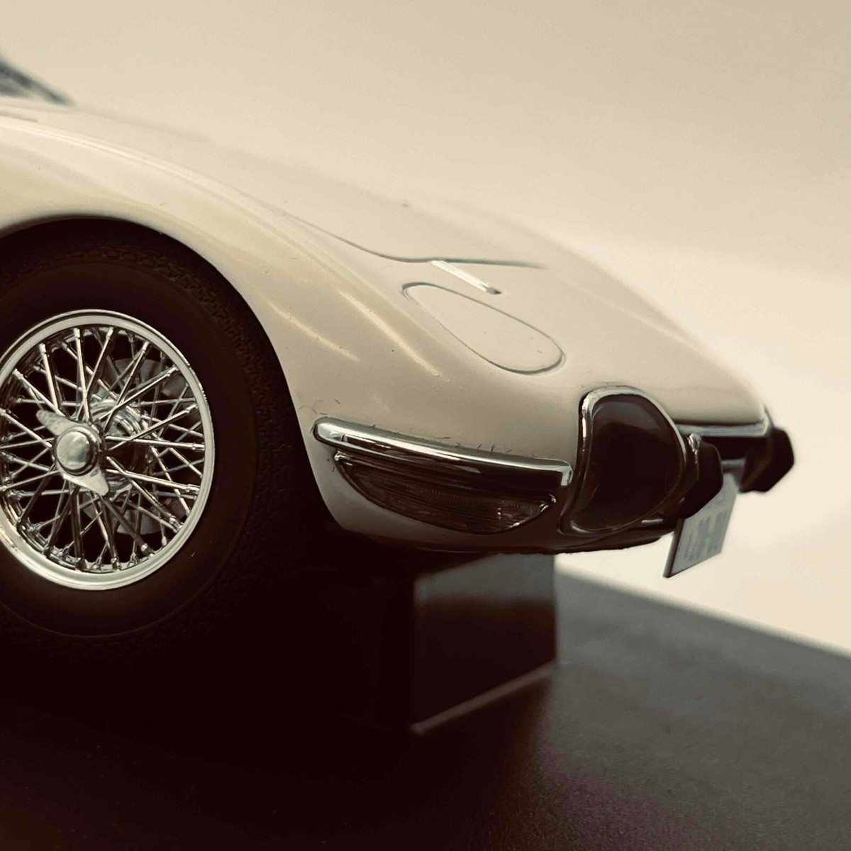 AUTOart 1/18 Toyota GT 2000 James Bond, édition Limitée, Impeccable, Sans Boîte