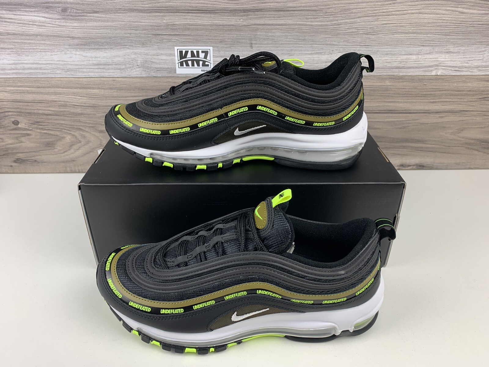 undefeated black air max 97