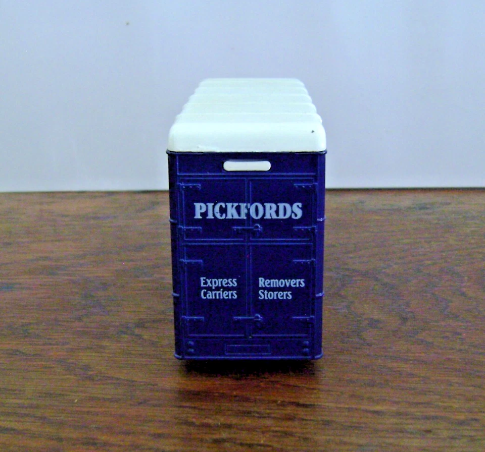Camion miniature 1/50 - Corgi - Bedford Luton Van - Pickfords - Photo 4/4