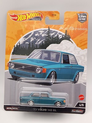 Hot Wheels 2022 Car Culture - Autostrasse - '73 Volvo 142 GL - 1:64