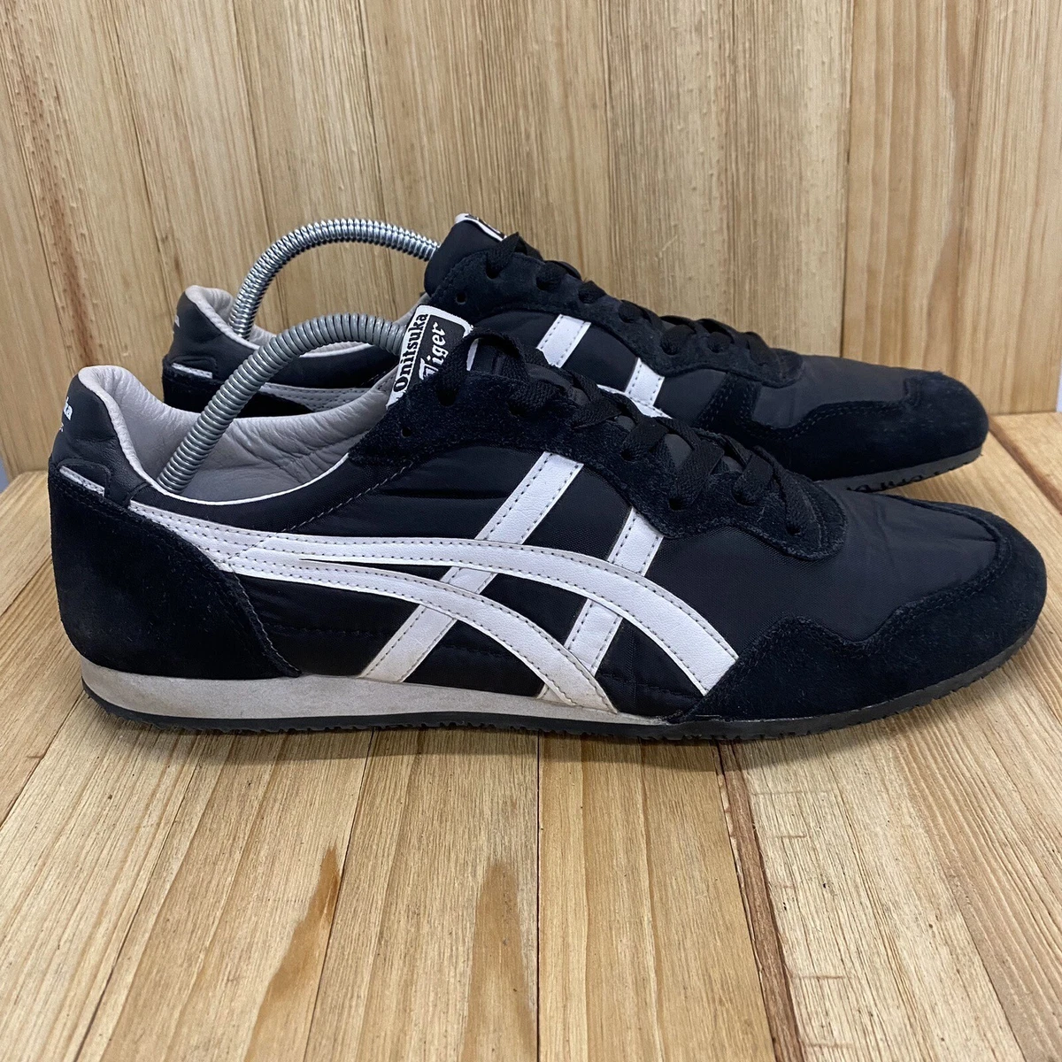 Onitsuka tiger serrano black sale