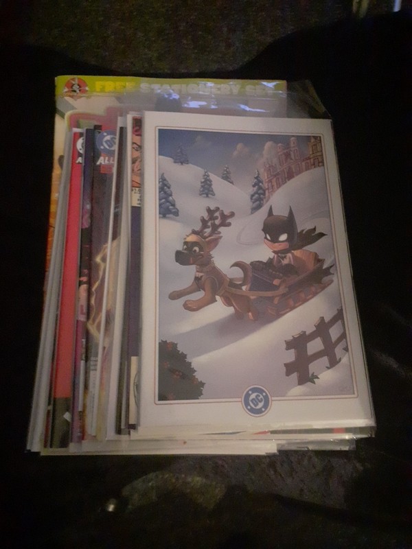 Bundle of 11 Comics DC, Marvel, Etc.