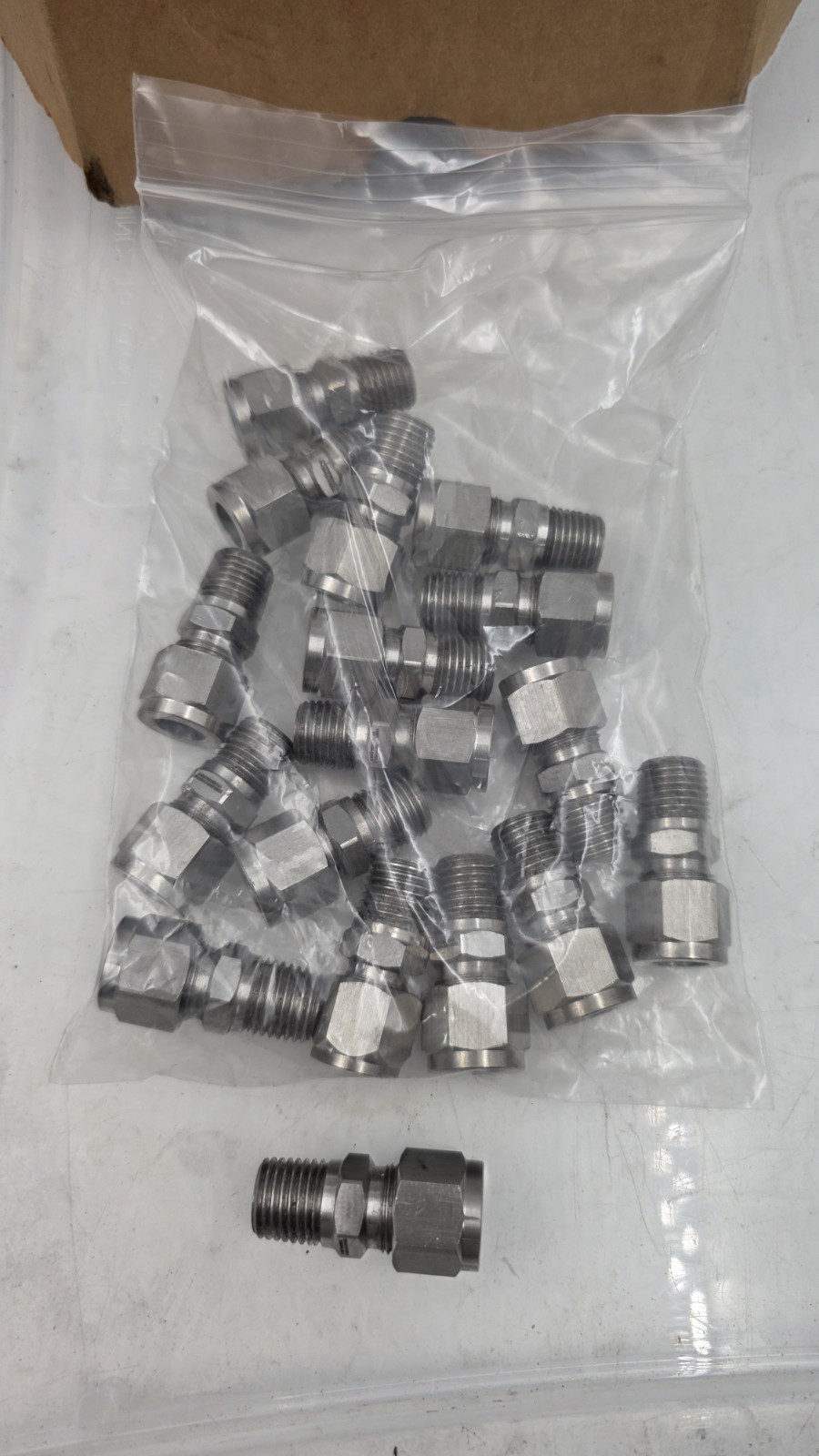 Parker 4-8 Fh4bz-Ss 1/2" X 1/4" Cpi X Mnpt 316 Ss Thermocouple Connector