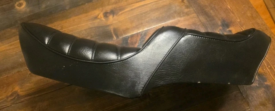 SUZUKI GS 650 L & 650 GL 1981 1982 ASIENTO SILLÍN 45100-34402-48G Foto 4 de 4