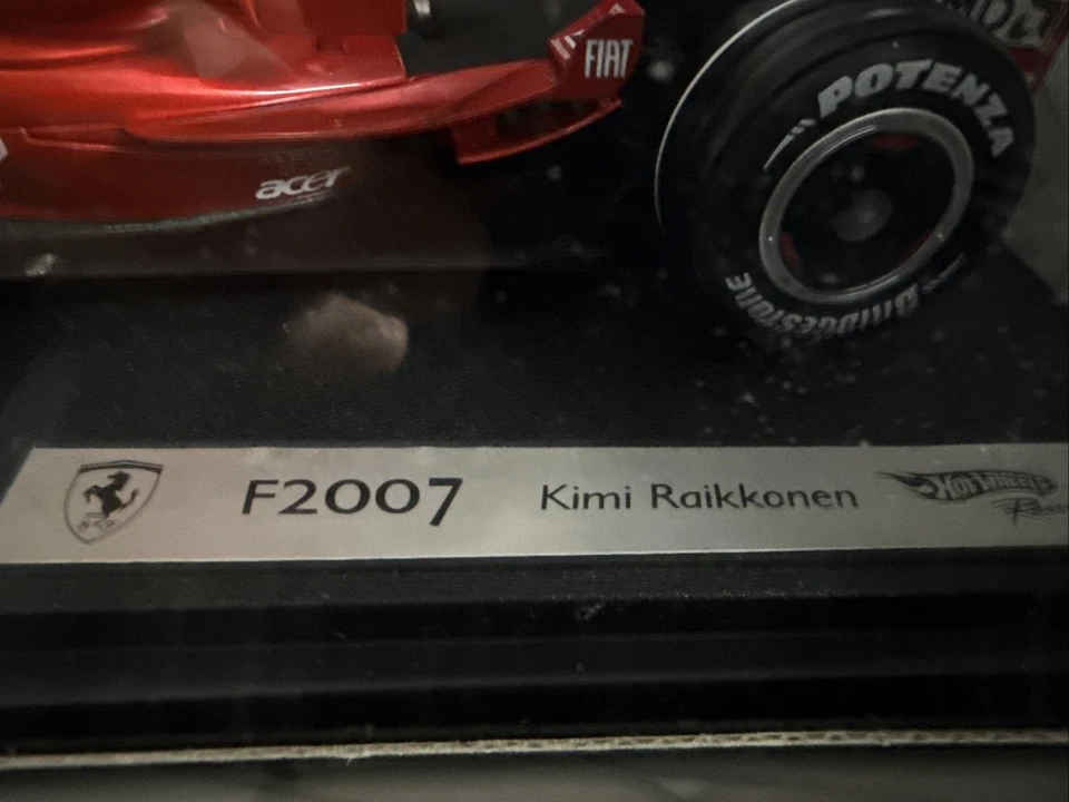 F1 Hot wheels Formula 1 - F2007 Ferrari - Kimi Raikkonen - die cast 1:18  NIB - Image 2 of 4