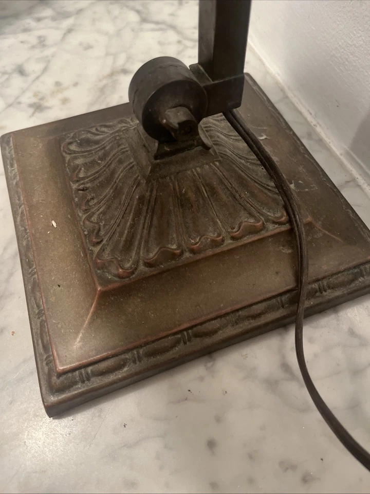 Genuine Emeralite Adjustable Bankers Desk Lamp Green Glass Shade Square PLS READ - Image 4 of 4