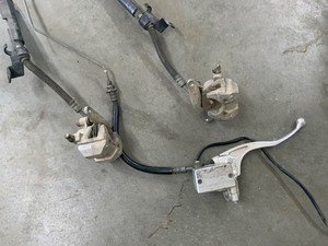 01-05 YAMAHA RAPTOR 660 660R FRONT MASTER CYLINDER FRONT BRAKE CALIPER