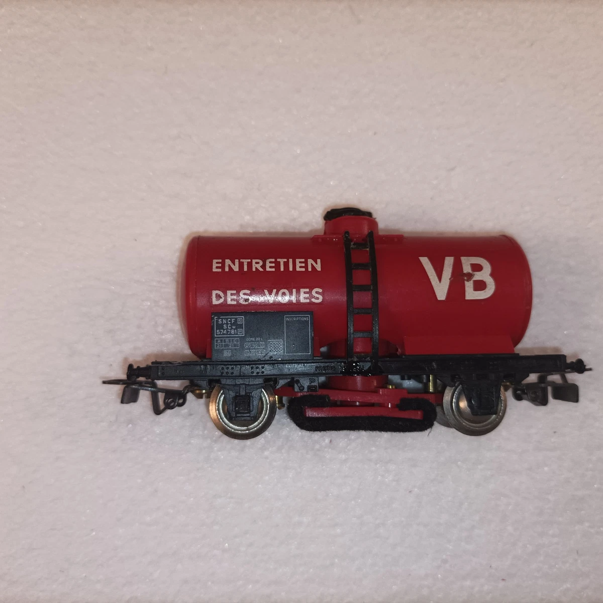 Train HO - Wagon citerne nettoyeur de voies Jouef - Jeux & Jouets