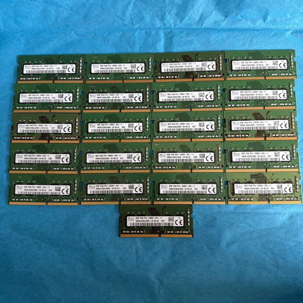 SK hynix Computer PC4-21300 (DDR4-2666) Bus Speed Memory (RAM) for
