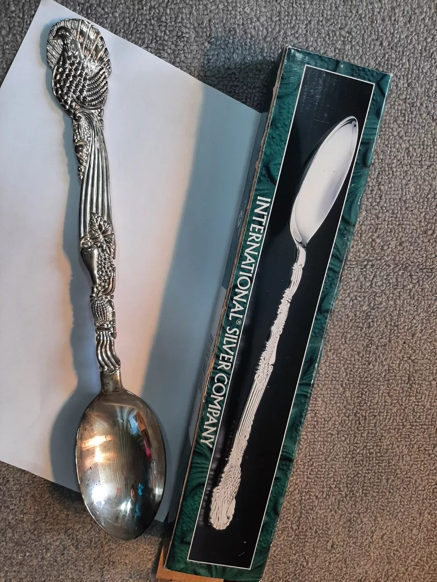 INTERNATIONAL SILVER CO. 13 SILVER PLATED TURKEY EMBLEM SERVING SPOON VTG 1998