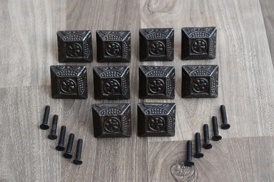 Vintage Victorian cast iron knobs cabinet drawer door handle pull rustic 10 pcs - Image 2 of 4