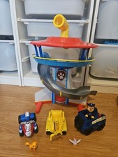 Paw Patrol Lookout Tower con Chase & Patrol Cruiser, + 2 coches + 2 figuras de acción