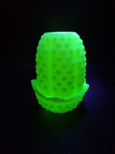 Fenton Glass Vintage Hobnail Uranium Custard Glass Fairy Lamp w/ Original Label