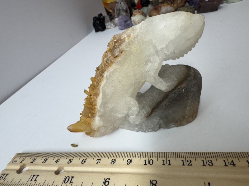 240g Natural crystal mineral specimens hand carved  lizard reiki healing