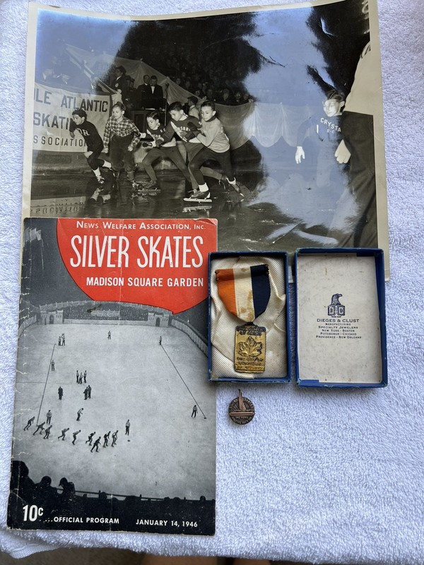 Vintage Silver Skates Madison Square Garden  Program 1946 Photo, Pin & Medal