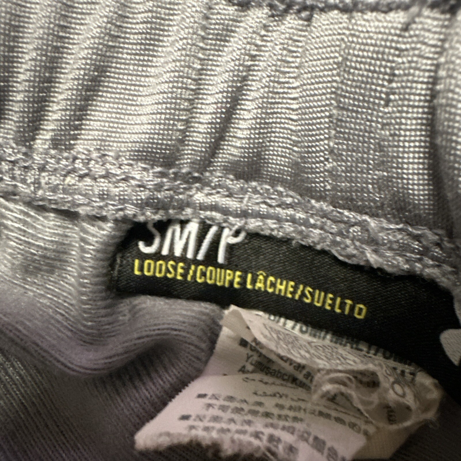 Under Armour Womens Water Resistant Gray Nylon Jogger Pants Size Small thumbnail 3