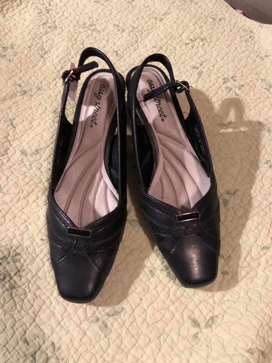Easy Street Women s Shoes Size 7.5WW Navy Blue Ankle Straps 2 Inch Heel Brand Ne