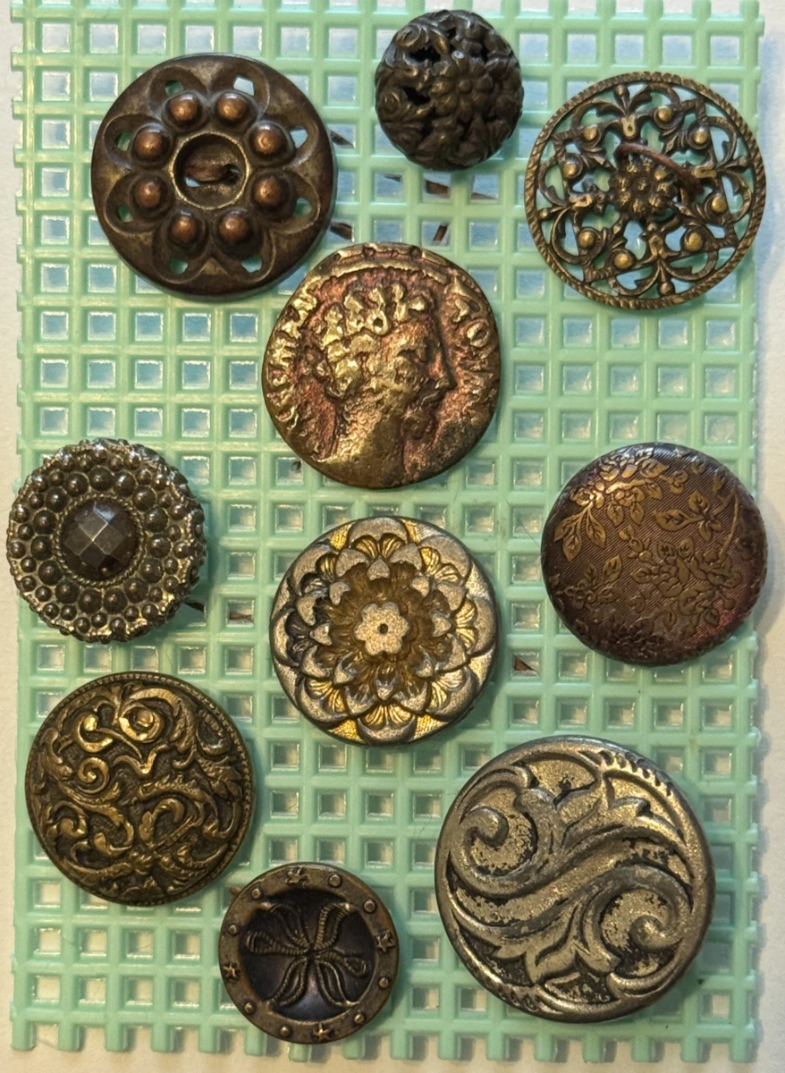 797   ＊レトロな柄のボタンシート＊ Shank Button Antique Sewing Buttons for sale | eBay