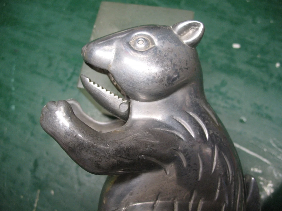 DAVY CRACKIT THE SQUIRELL CASCANUECES DE COLECCIÓN ORIGINAL EE. UU. MFG.  NORPRO Foto 2 de 4