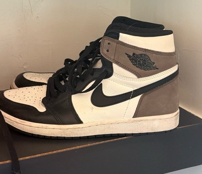 Jordan Air Jordan 1 Retro High OG Dark Mocha Men s High Top Leather Colorblock