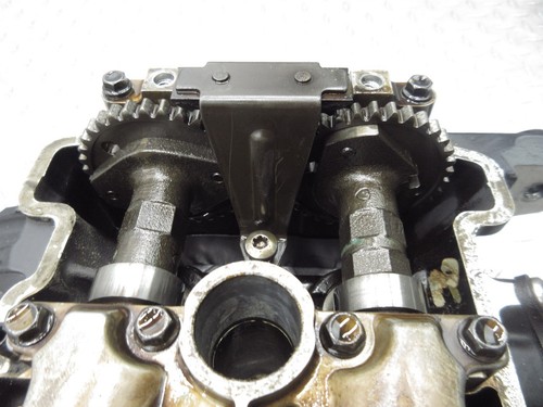 2014 13-16 Triumph 1050 Speed Triple Cylinder Head Engine Valve Cover Motor OEM - Picture 9 of 24