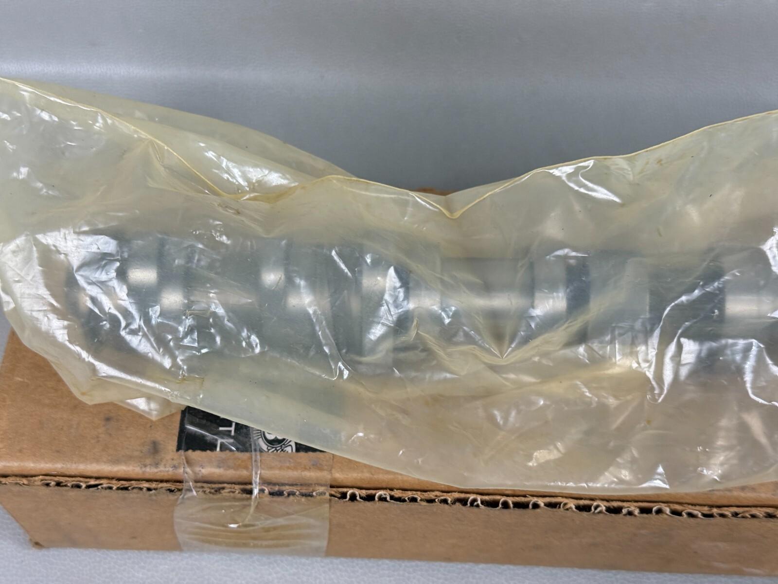 BRAND NEW! BENTLEY ORIGINAL CAMSHAFT OEM 079109003GN