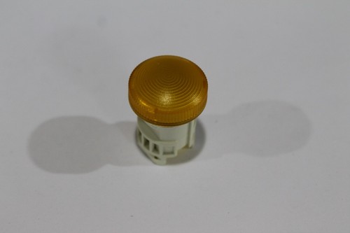 Siemens 3SB3 240-6BA00, Luce pilota con Conc. Anelli, Ambra, 130V - Foto 4 di 9