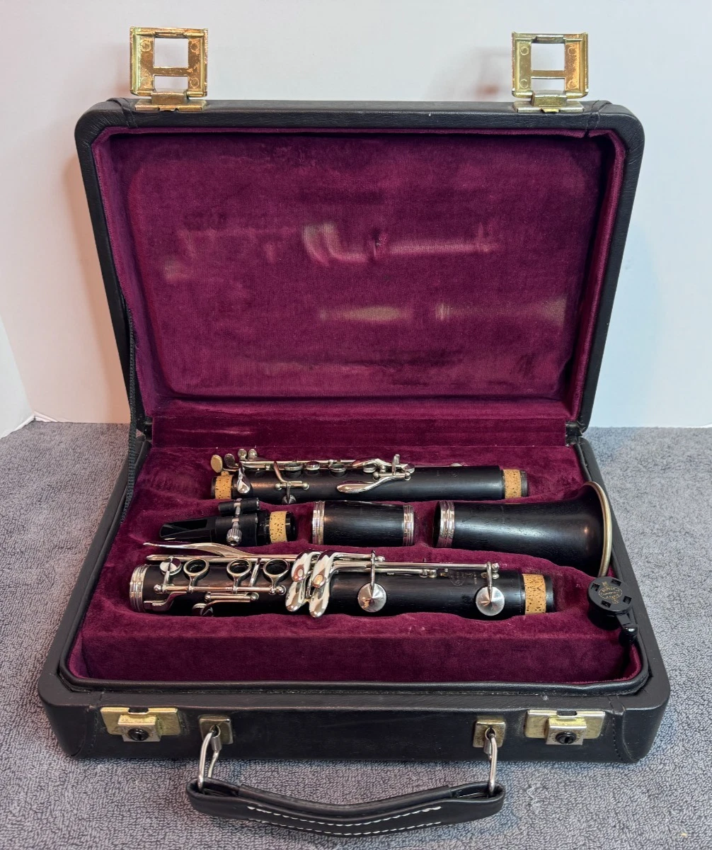 Buffet Crampon R13 B 660 Professional Clarinet, Silver Plated Keys