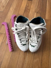 Riedell Emerald 19w Figure Skates Girls Size1 1/2