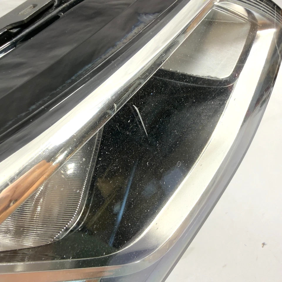 OEM 2016 - 2019 GM Chevrolet Cruze Front Left LH Side Headlamp Assembly 42680784 - Image 4 of 4