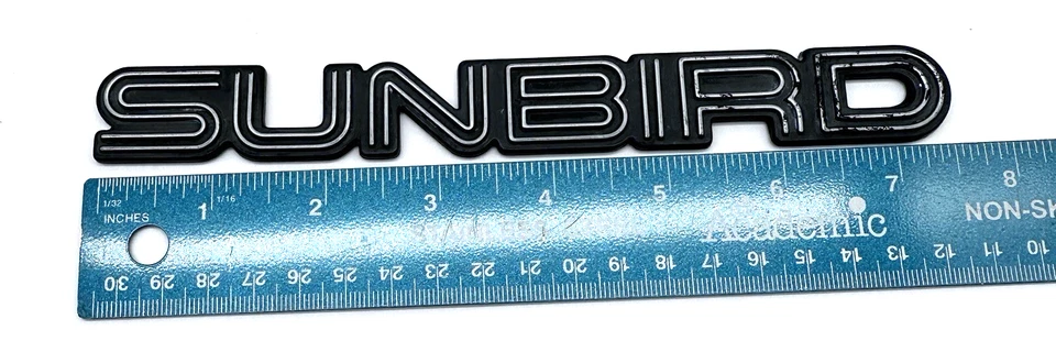 庞蒂亚克 Sunbird 门徽章贴花徽标符号脚本 原始设备制造商 正品 原装 — 第 3/3 张图片