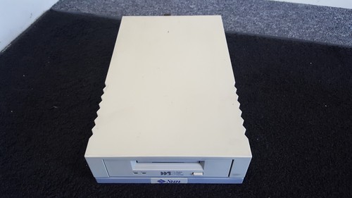 SUN External Tape Drive GWV611-1 Class B - Picture 2 of 6